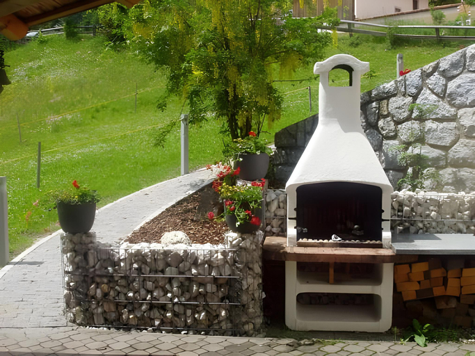 Others 5, Appartamenti Loretta, Bolzano