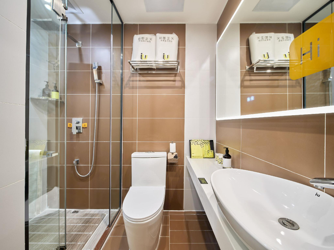 Bathroom 4, IU Hotel Shijiazhuang Airport, Shijiazhuang