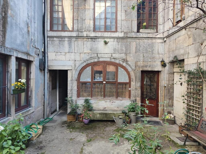 Exterior & Views, Studio cosy centre ville, Doubs