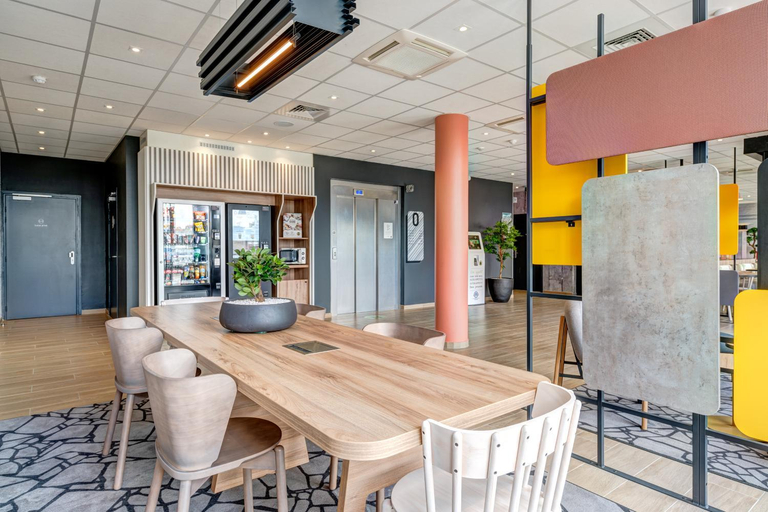 Public Area 2, B&B Hotel Le Port Marly St Germain en Laye, Yvelines