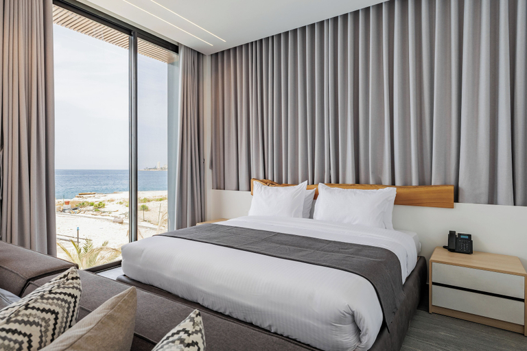Bedroom 4, Middle Beach Hotel, Kasrouane