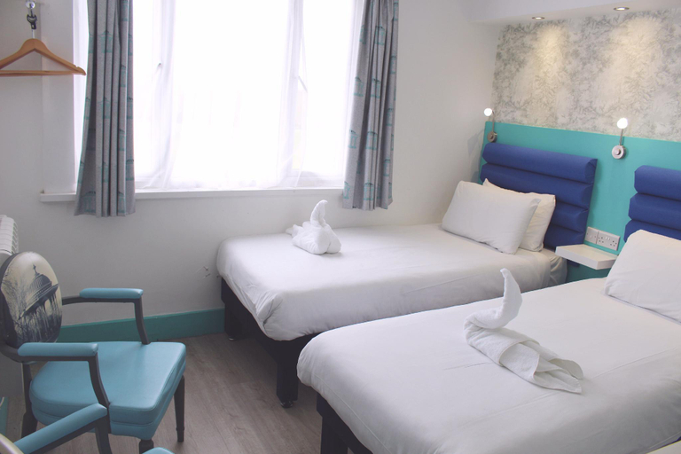 Bedroom 2, Clapham South Belvedere Hotel, London