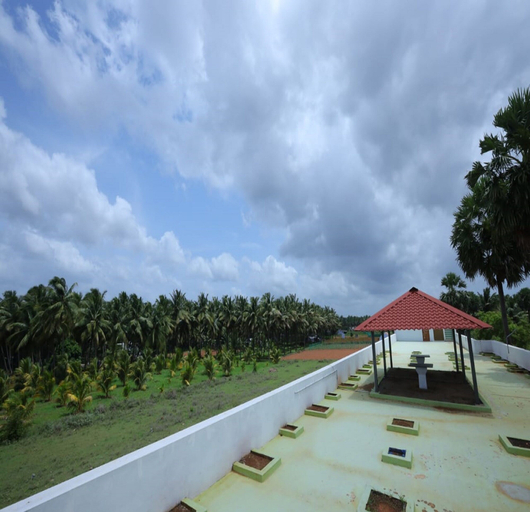 Exterior & Views 2, The Canalway Inn, Coimbatore