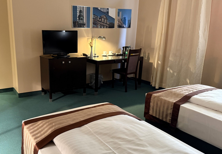 Bedroom 2, Hotel Lumière an der Messe by ANS, Frankfurt am Main