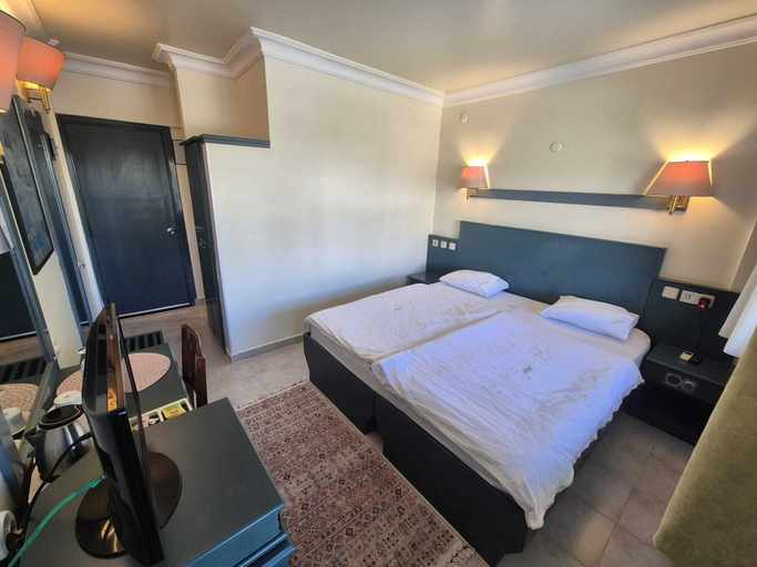 Bedroom 5, Hotel Hal - Tur, Akköy