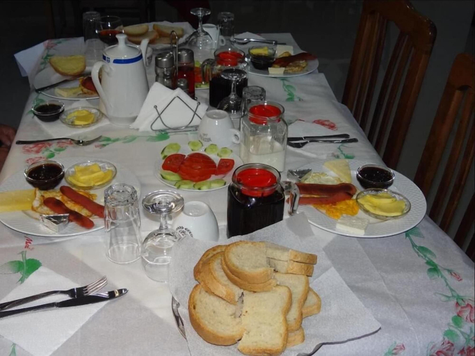 Food & Drinks 5, Haris Hotel, Vlorës