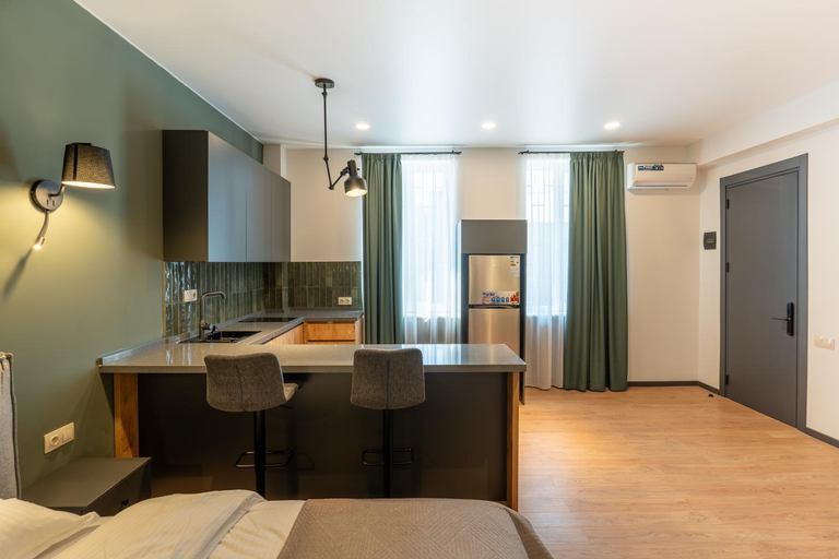 Bedroom 2, Stones Throw Apartments, Tbilisi