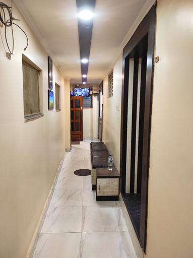 Others 4, The Premier Inn, Kolkata