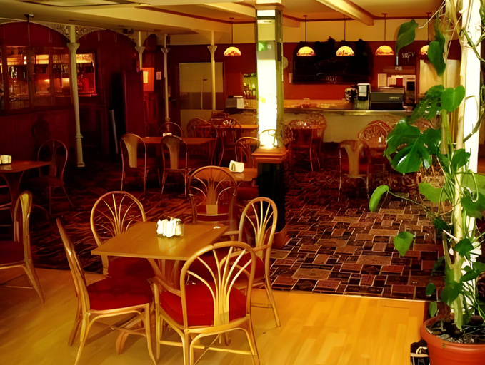 Food & Drinks 4, Swallow Falls Complex, Conwy
