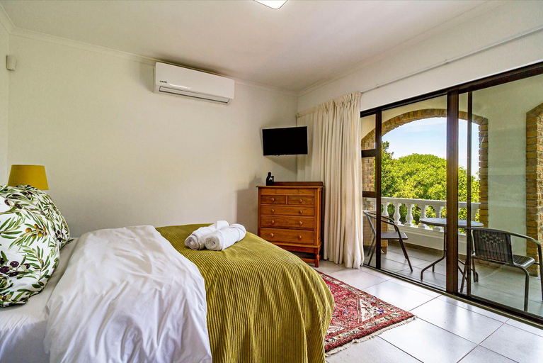 Bedroom 3, 5 Rembrandt Guesthouse, City of Cape Town