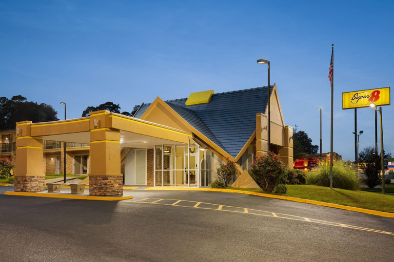 Exterior & Views 2, Super 8 by Wyndham Macon GA, Bibb