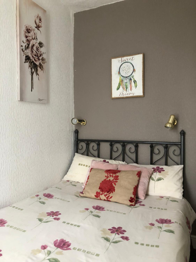 Bedroom 2, Melrose Hotel, Blackpool