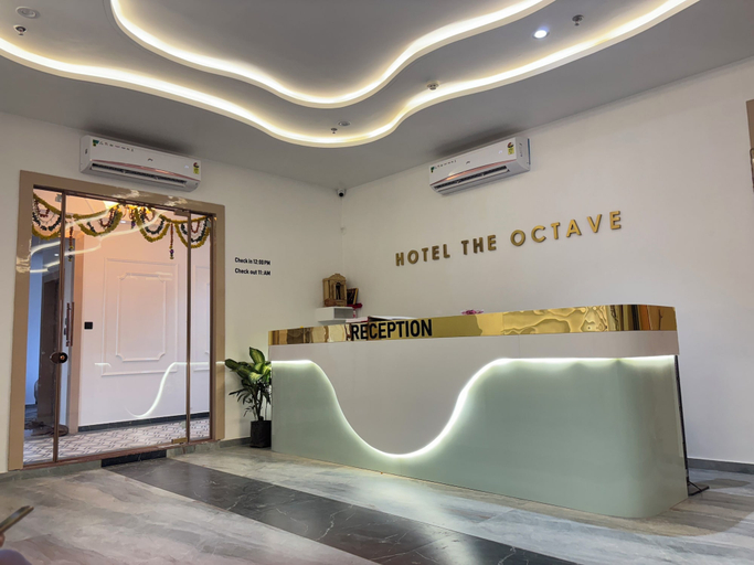 Others 2, Hotel the octave, Surat