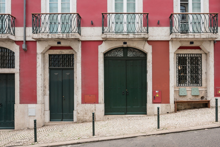 Exterior & Views 2, Lis001 · Mid-century Inspired Apartment w/ River Views, Lisbon