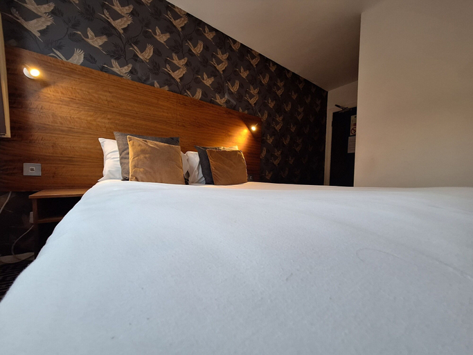 Bedroom 4, Stockwood Hotel, Luton