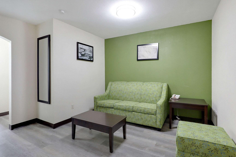 Bedroom 3, Quality Suites Albuquerque Airport, Bernalillo