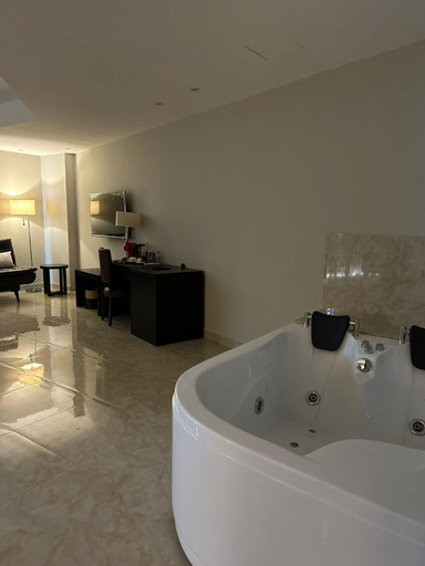 Bathroom 3, 365 UrbanLiving, Jubail