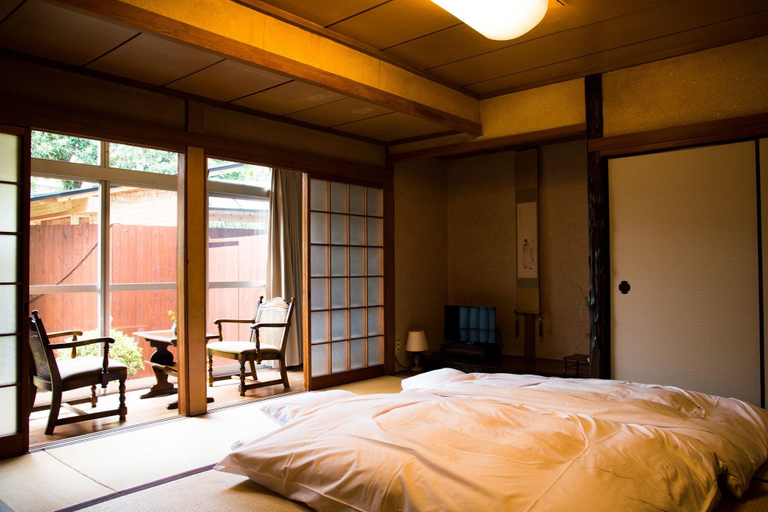 Bedroom 2, Beppu Onsen Kutsurogi No Onsen Yado Yamada Besso, Beppu