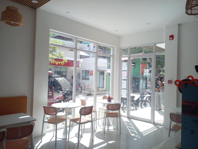 Food & Drinks, beehive elnido tourist inn, El Nido