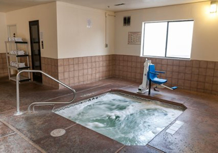 Bathroom 4, Quality Suites Albuquerque Airport, Bernalillo
