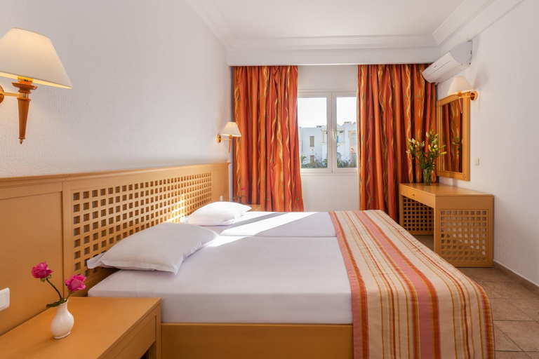 Bedroom 3, Le Corail Appart'Hotel Yasmine Hammamet, Hammamet