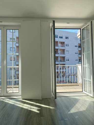 Others 5, Casa Augusta 6, Braga