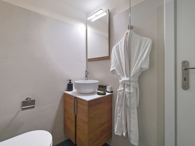 Bathroom 3, The Acropolis Window, Attica