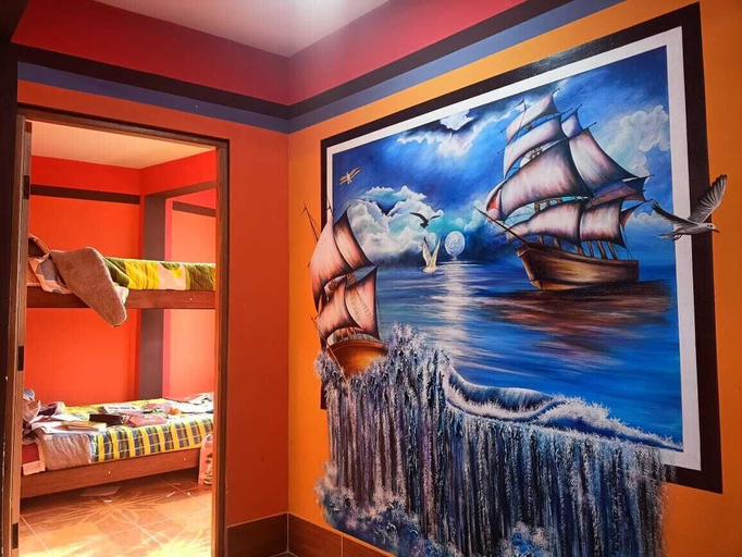 Others 4, Nexus Mirasol Backpackers, Manco Kapac