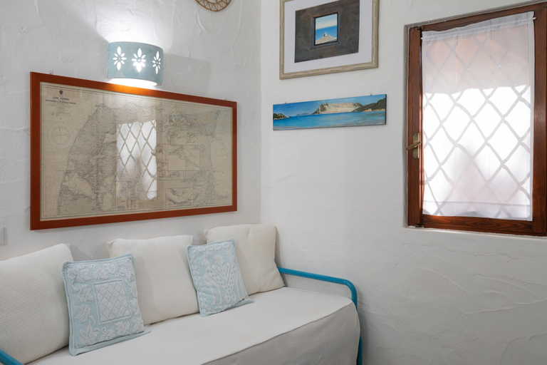 Room 2, Casa Delle Farfalle by Wonderful Italy, Nuoro