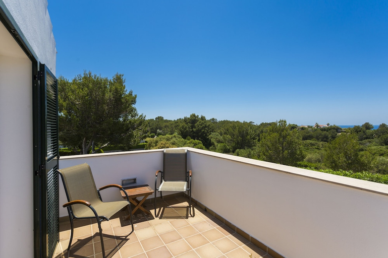 Others 4, Villas Finesse, Baleares