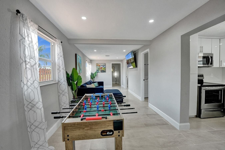 Others 5, 4 Bedroom Delray Beach Vacation Home Sports, Palm Beach