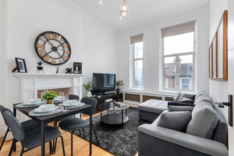 3, Acton Central apartment, London