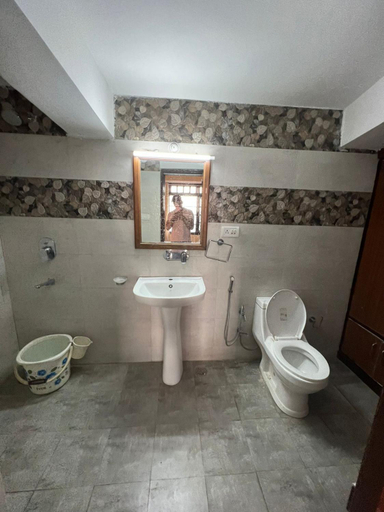 Bathroom 5, GS cottage Bed and Breakfast, Shimla