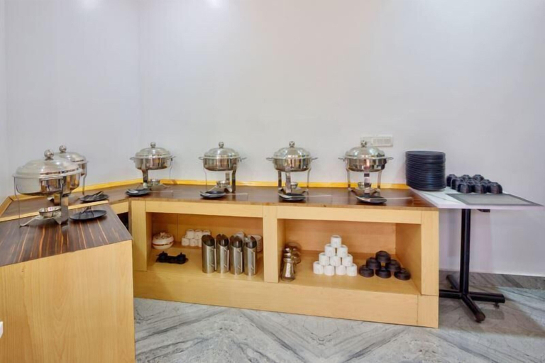 Food & Drinks 5, Everest Hotel Manali, Kullu