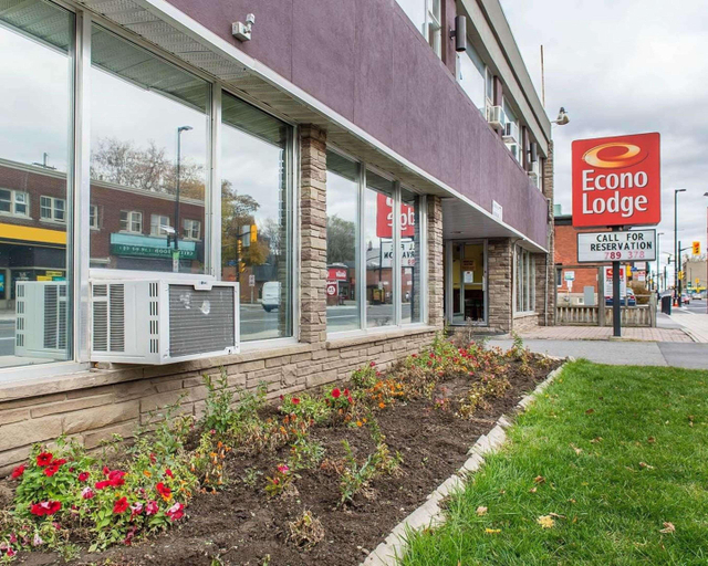 Exterior & Views 2, Econo Lodge Downtown Ottawa, Ottawa