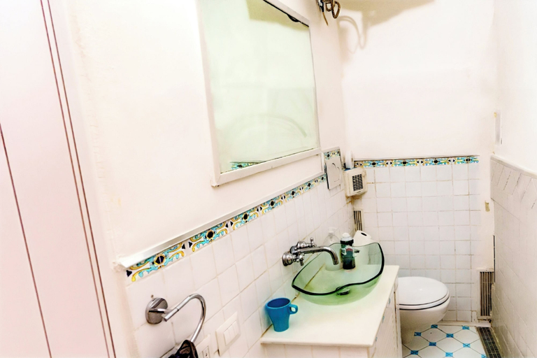 Bathroom 4, Filippesca, Salerno
