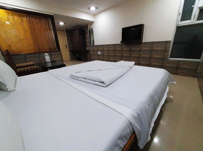 Bedroom 3, Hotel Heavens Guest House Haridwar, Hardwar