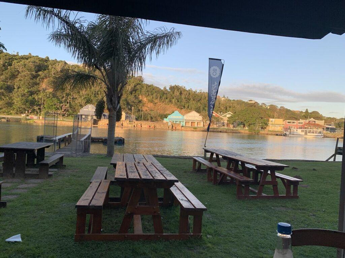 Food & Drinks, Sunshine Modern Retreat, Cacadu