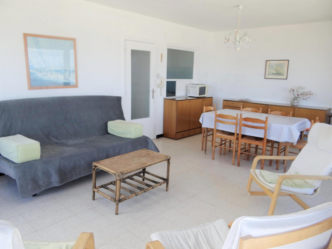 Others 4, Apartment in Nieuwpoort With Sea Views, West-Vlaanderen
