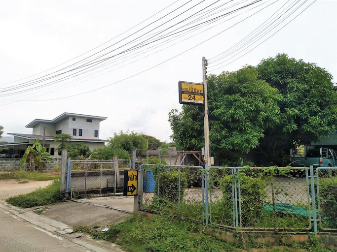 4, Happy Inn, Muang Rayong