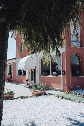 Exterior & Views 4, Hotel Edelweiss Mantova, Mantua