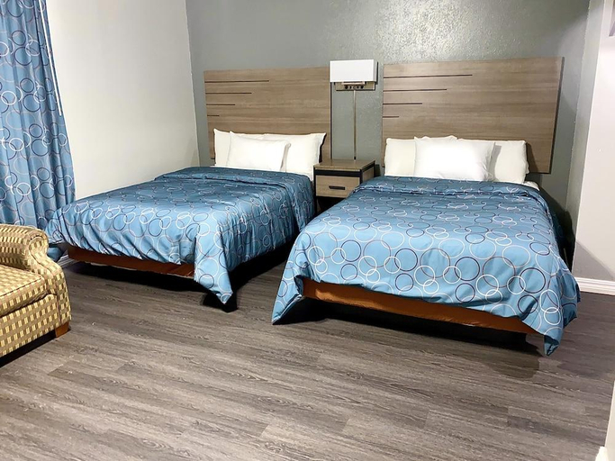 Bedroom 2, Budget Host Inn, Wilbarger