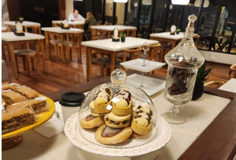 Food & Drinks, Hotel del Jardín, Capital