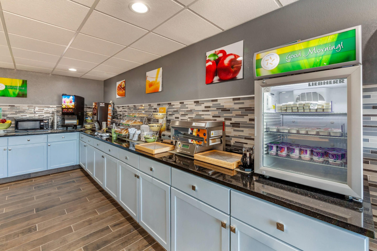 Food & Drinks 4, Quality Inn New London, Waupaca