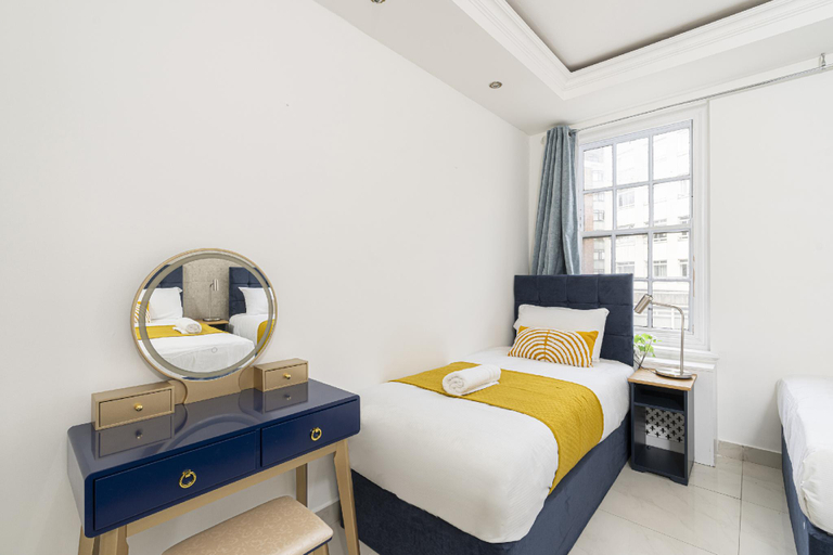 Bedroom 2, Marble Arch Apartments, London