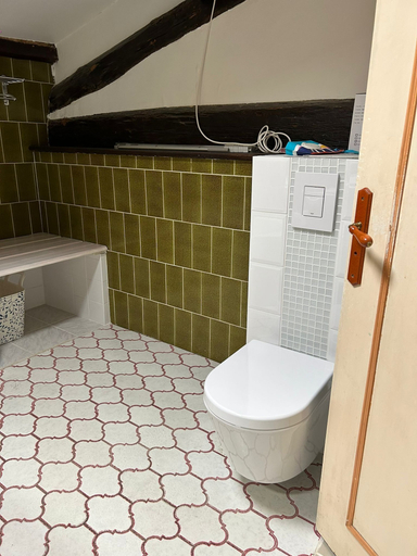 Bathroom 4, Villa F3 entre mer et Montpellier, Hérault