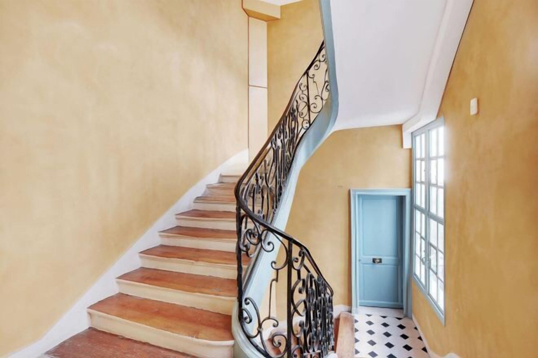 Others 5, Chic Loft with Big Private Terrace on Ile Saint Louis, Paris