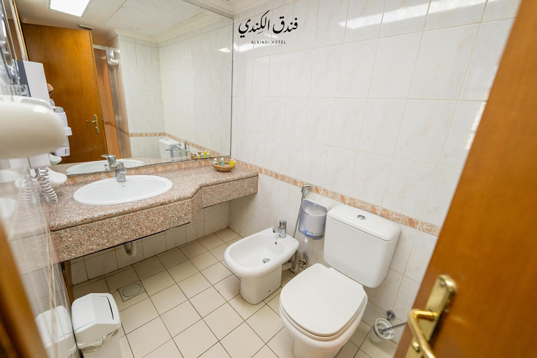 Bathroom 4, Kindi Suites Hotel, Wadi Essier