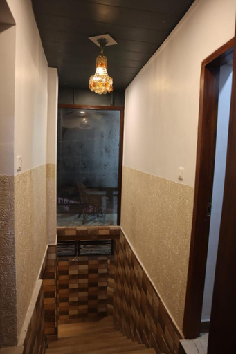 Public Area 3, Hotel Everest Highland by Krishiv, Dehradun