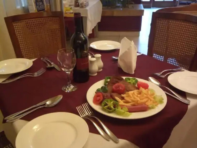 Food & Drinks 4, Waxride Residence, AbujaMun